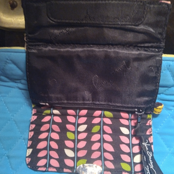 Vera Bradley Purse - Picture 5 of 6
